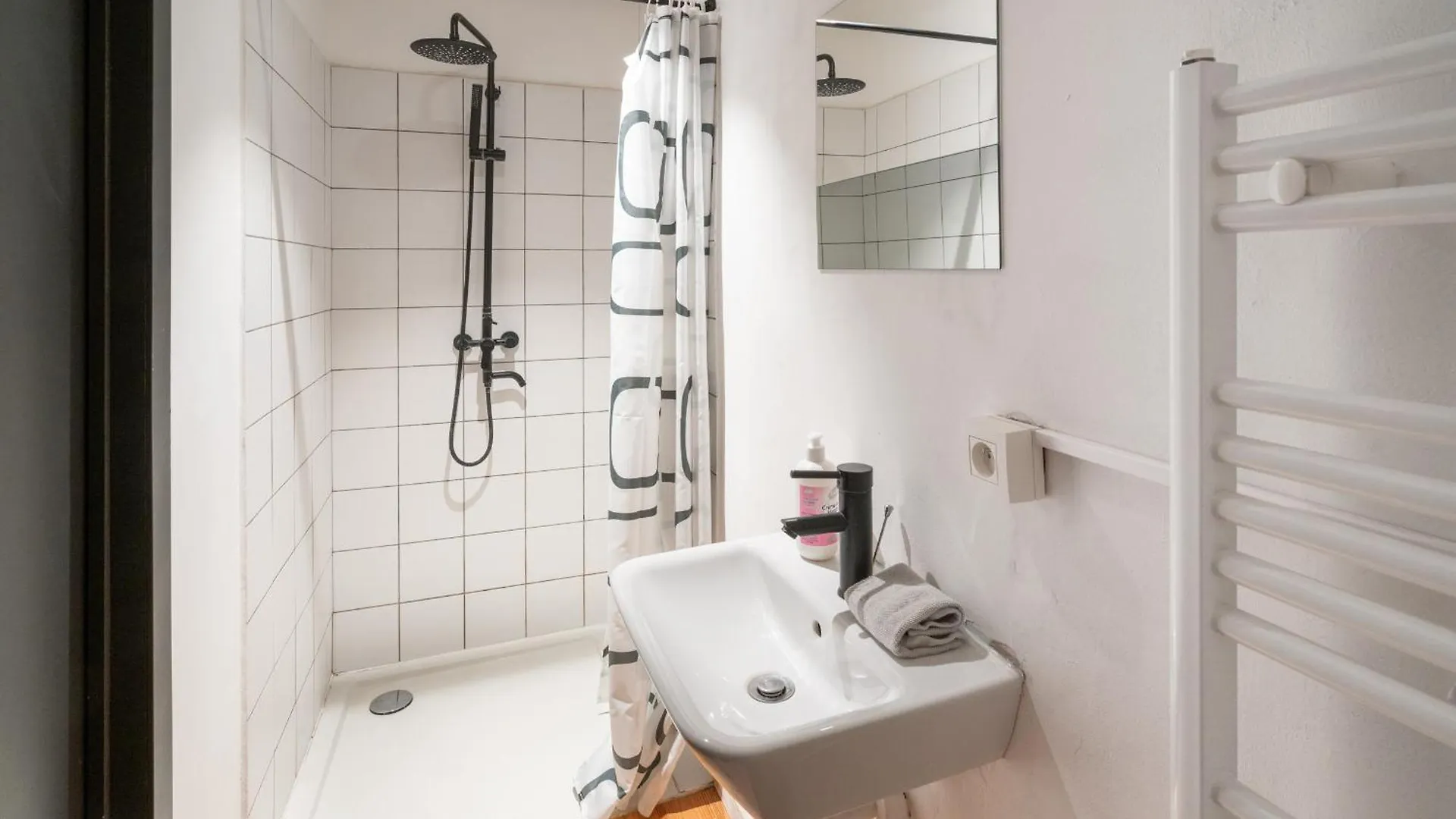 Two-Bedroom River Side Apartment In The Heart Of Antwerp Belgium